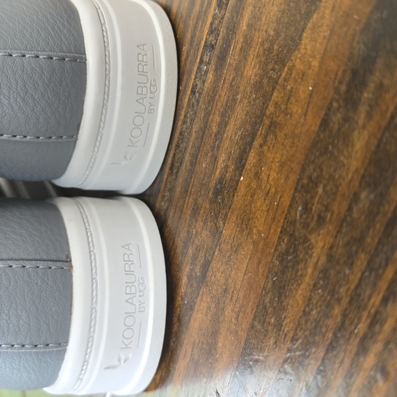 Koolaburra by UGG booties - Picture 2 of 6